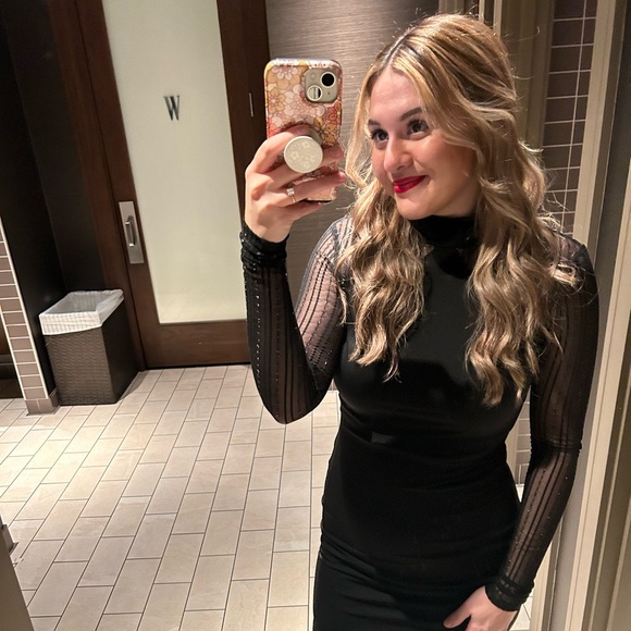 Mock Neck Contrast Mesh Sheer Split Back
Bodycon Dress - Black Shimmer Glitter - Picture 3 of 11